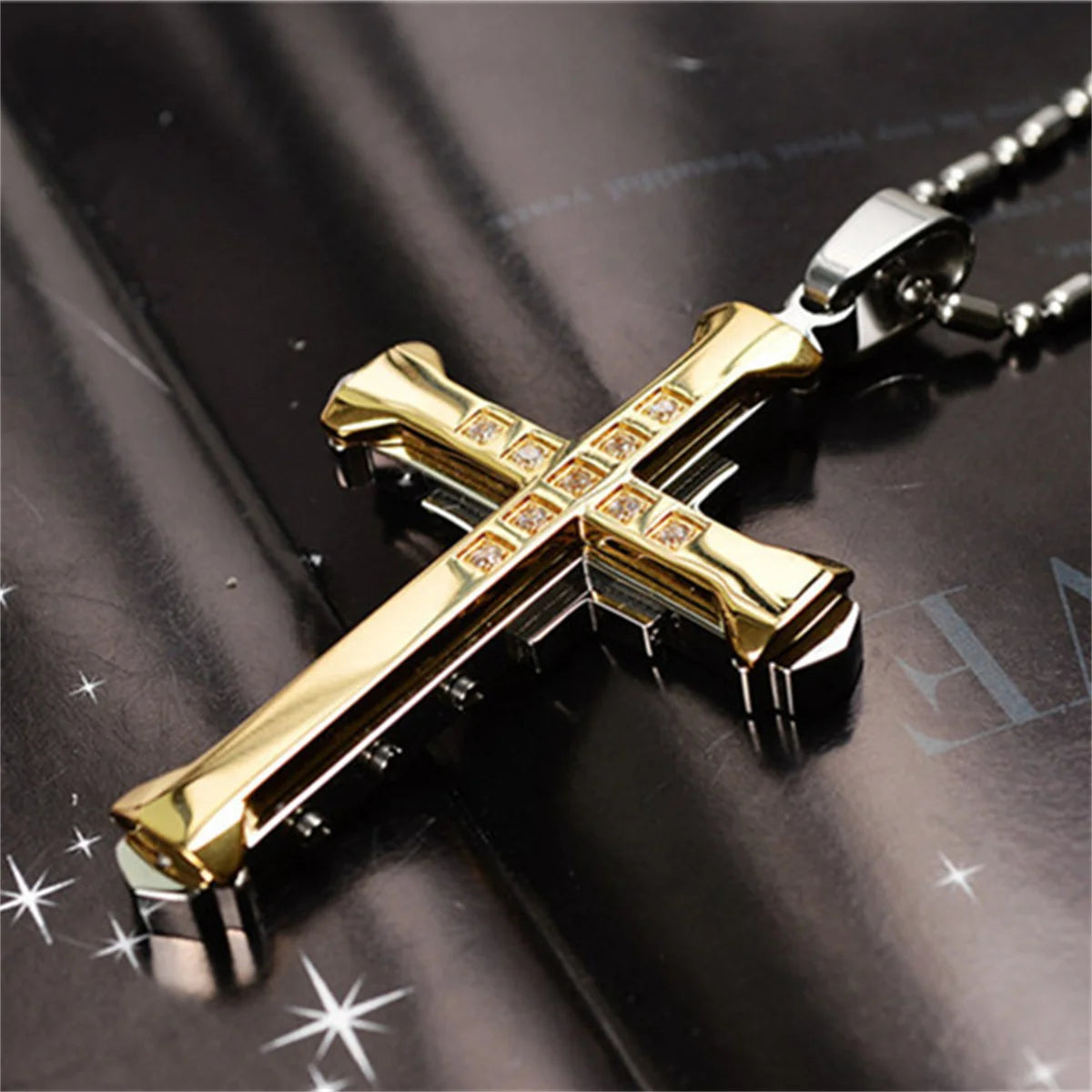 KISMIS 1pcs Stainless Steel Cross Necklace Pendant Jewelry Catholic and Christian Jesus Amulet 4 Colors Optional